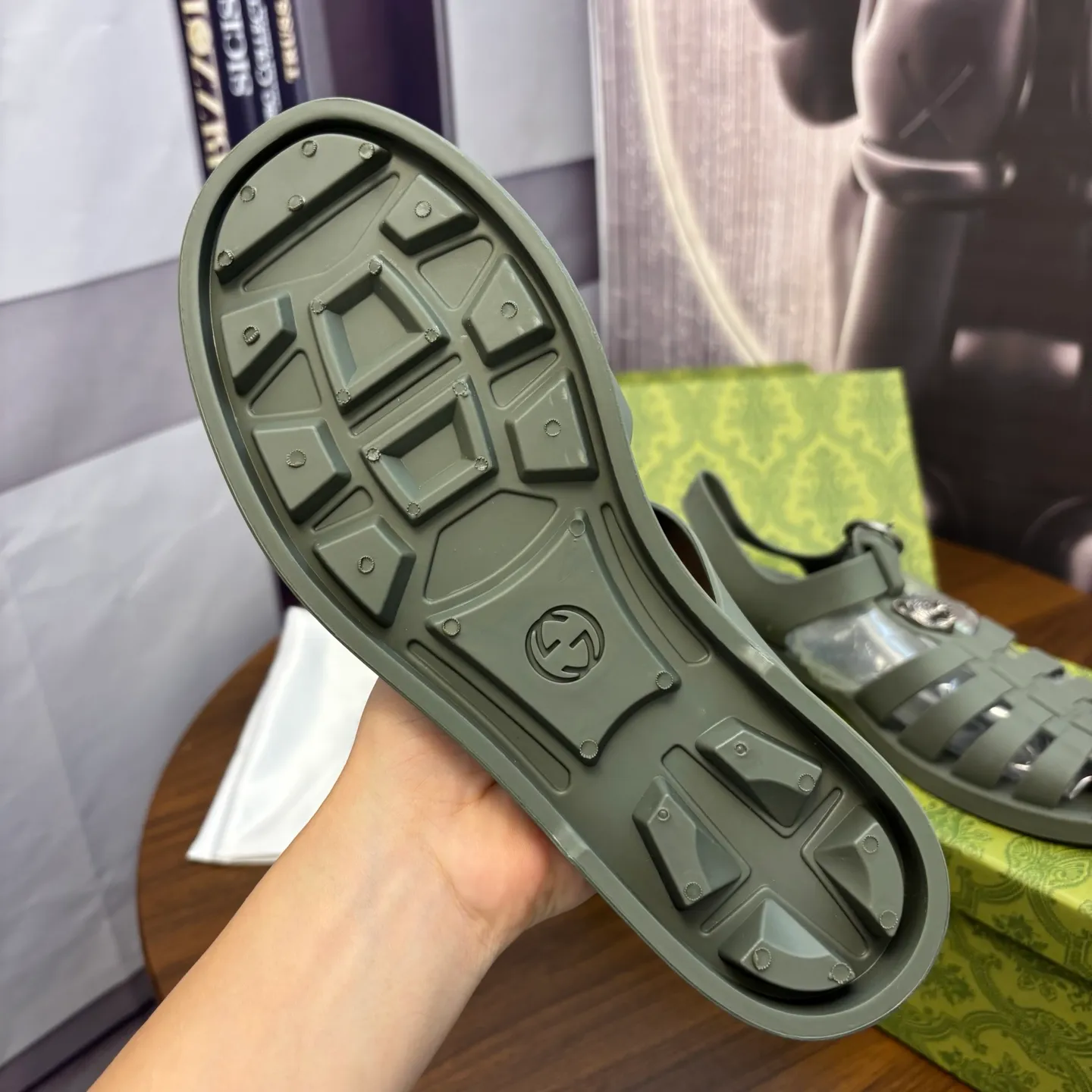 Men's shoes 260💰 [Gucci] Counter quality, top-quality original goods, real photos! Original TPU material, fine workmanship, comfortable; genuine 1:1 replica Size: 36 ~ 46